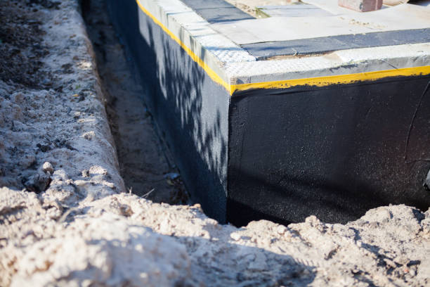 Professional Crawl Space Encapsulation technician working in Nunnelly, TN